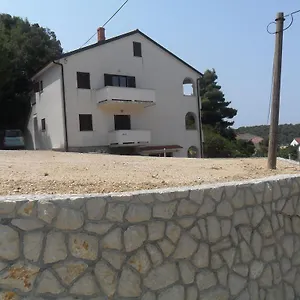 mar-eva-apartment.primorje-gorskikotar.com/